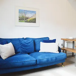 Apartment Stylish Modern Flat With Parking - Pass The Keys, York